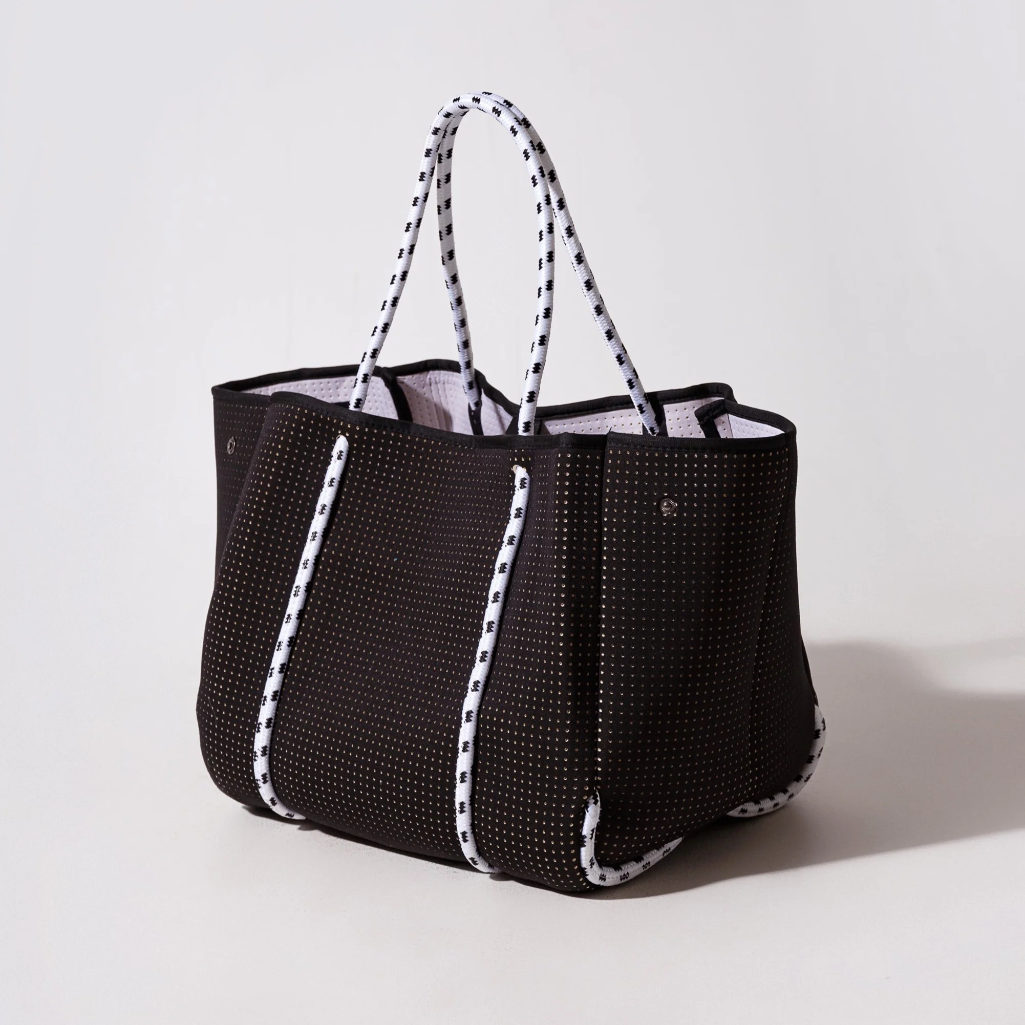 EVERYDAY TOTE BASIC BLACK II - Image 3
