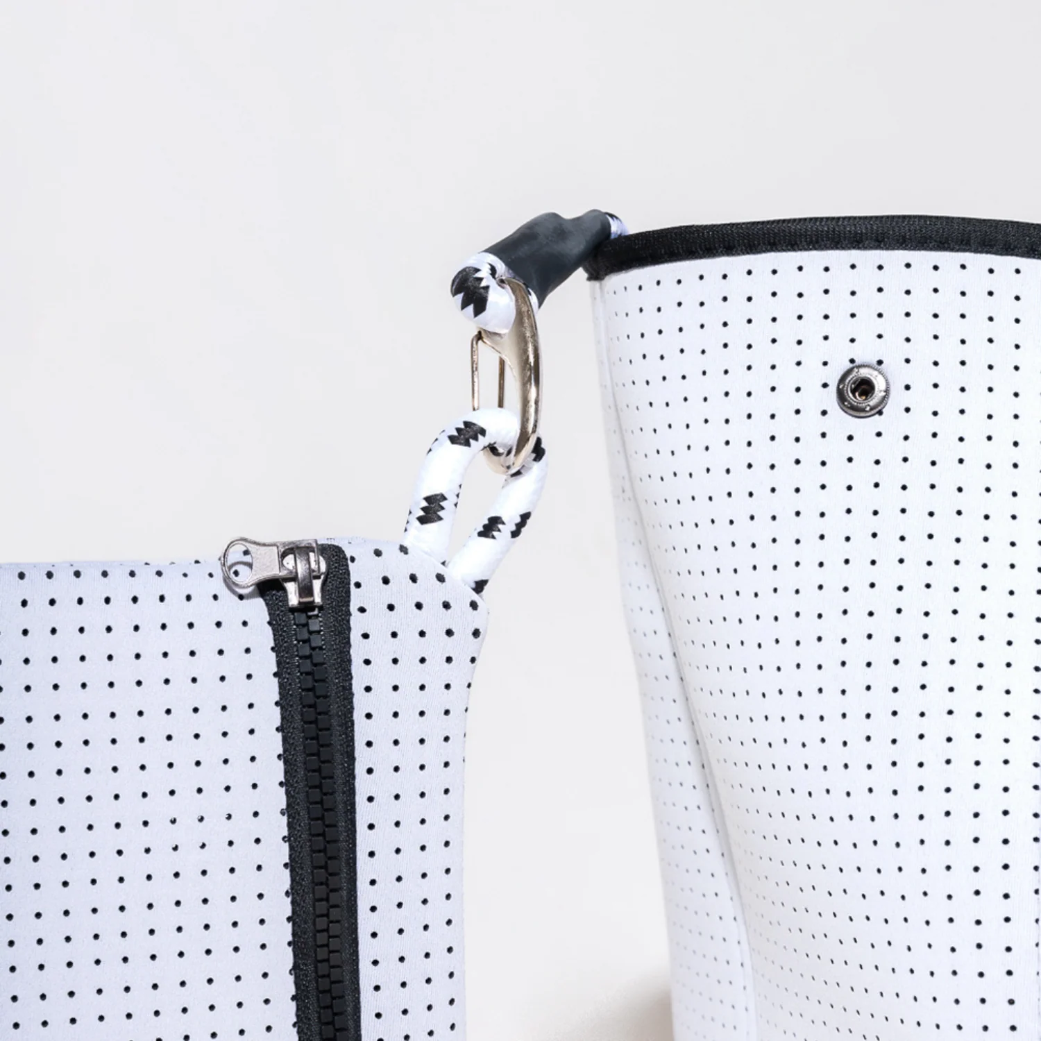 EVERYDAY TOTE NOT WHITE - Image 6