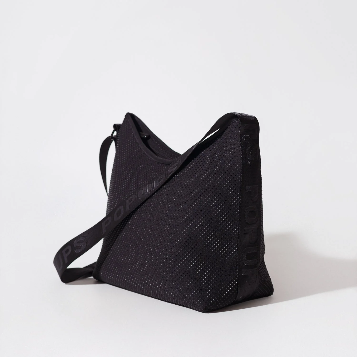 HOBO CROSSBODY BAG BLACK DOTTED - Image 4