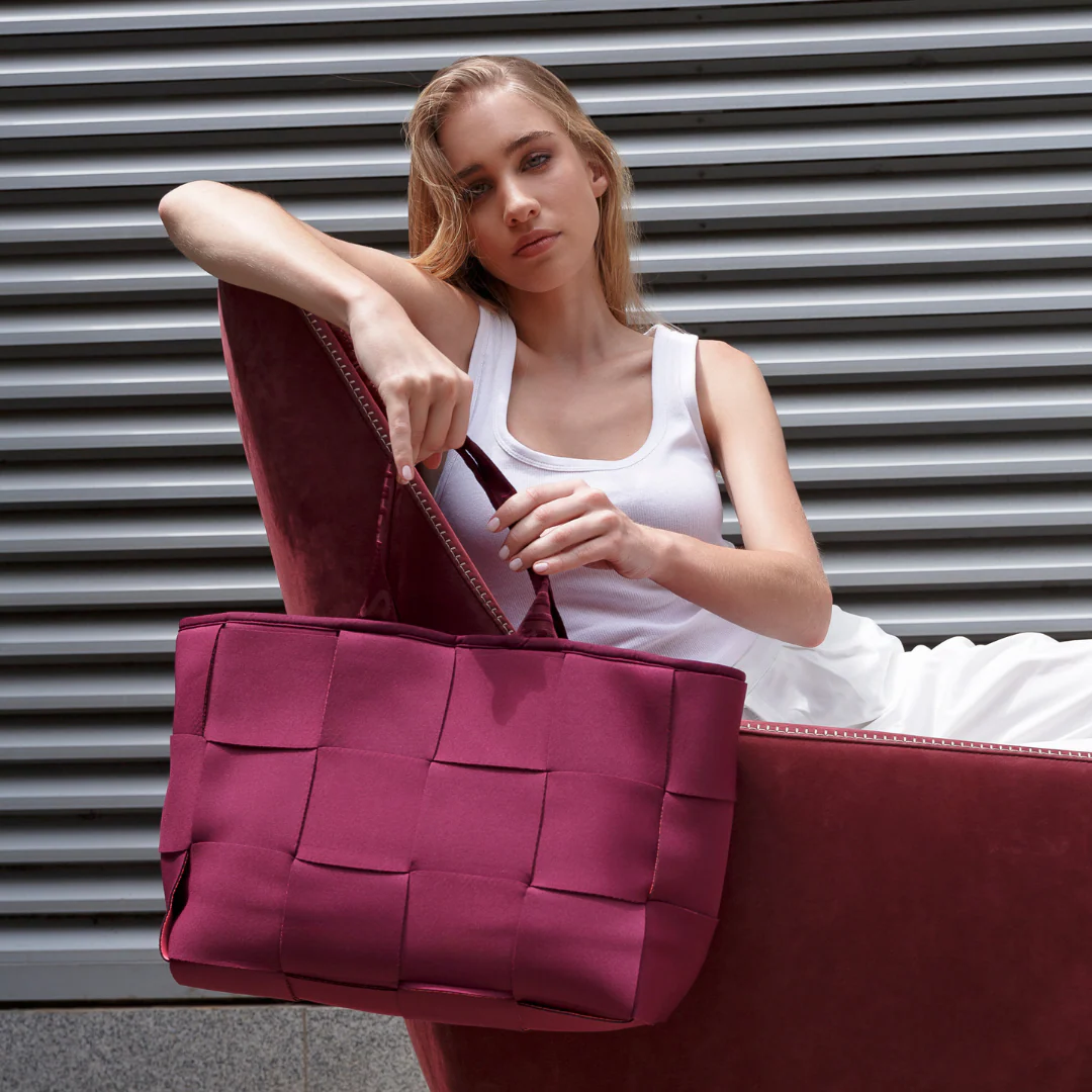 ICON TOTE BERRY - Image 9