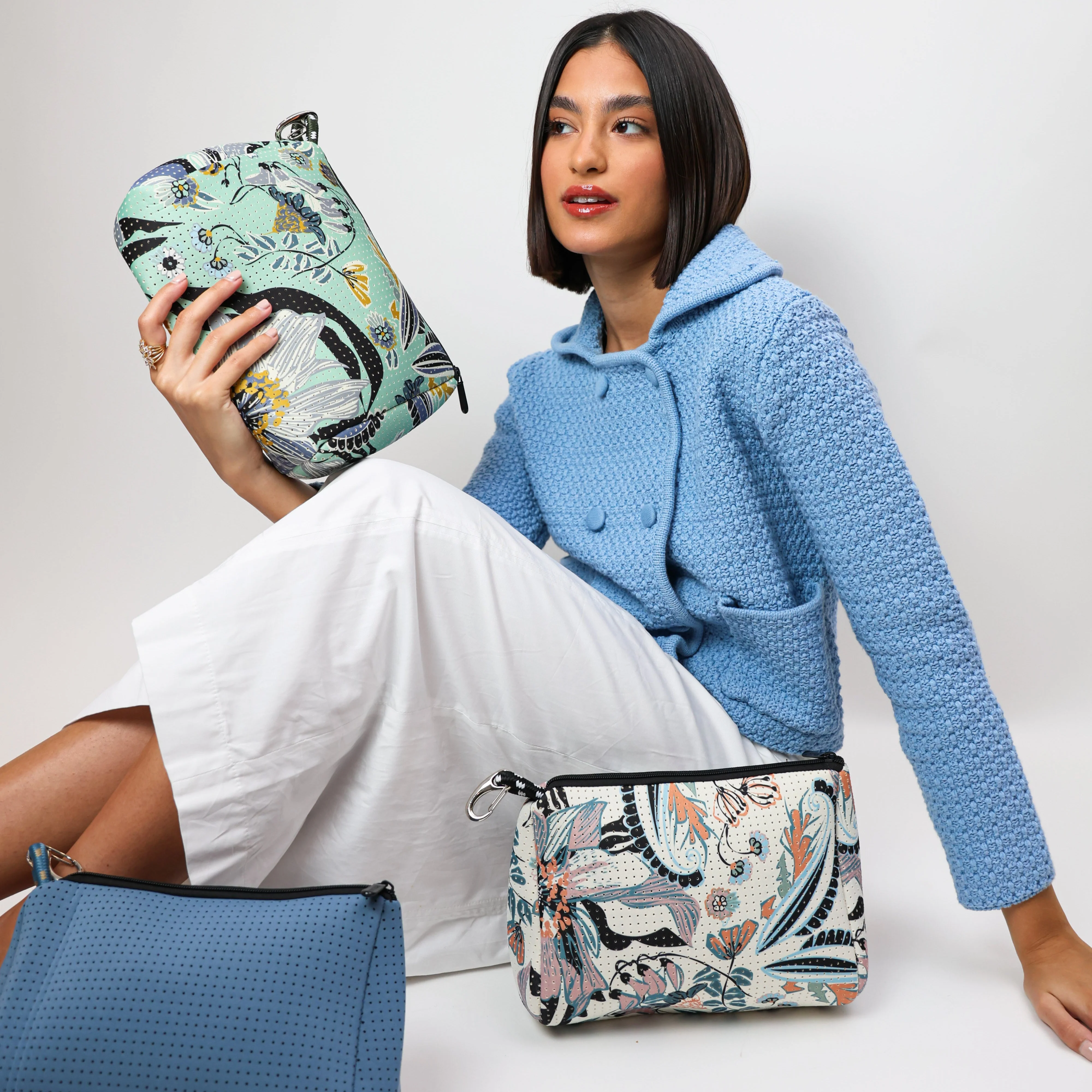 ESSENTIAL POUCH BLOSSOM WHITE - Image 4