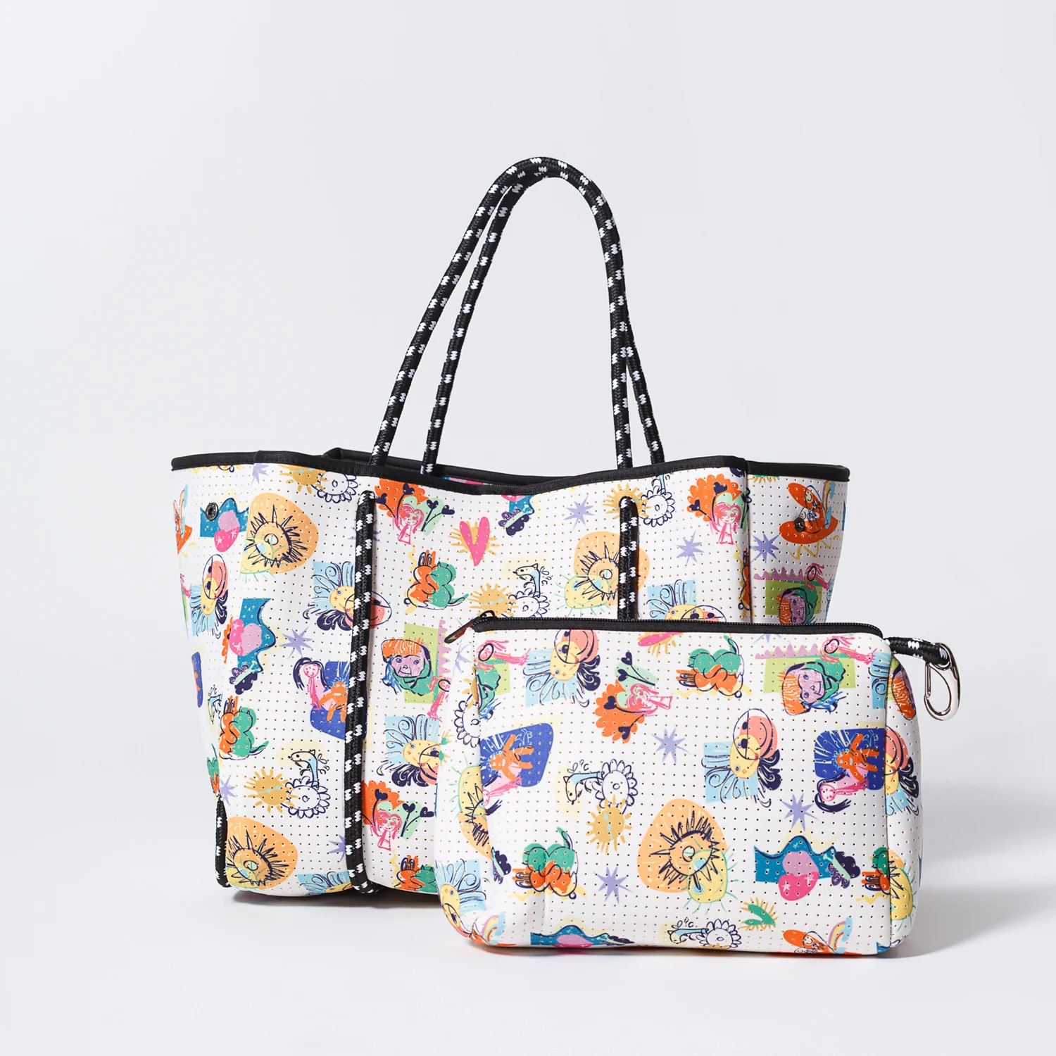 ESSENTIAL POUCH CONSTRUYENDO FUTUROS WHITE - Image 4