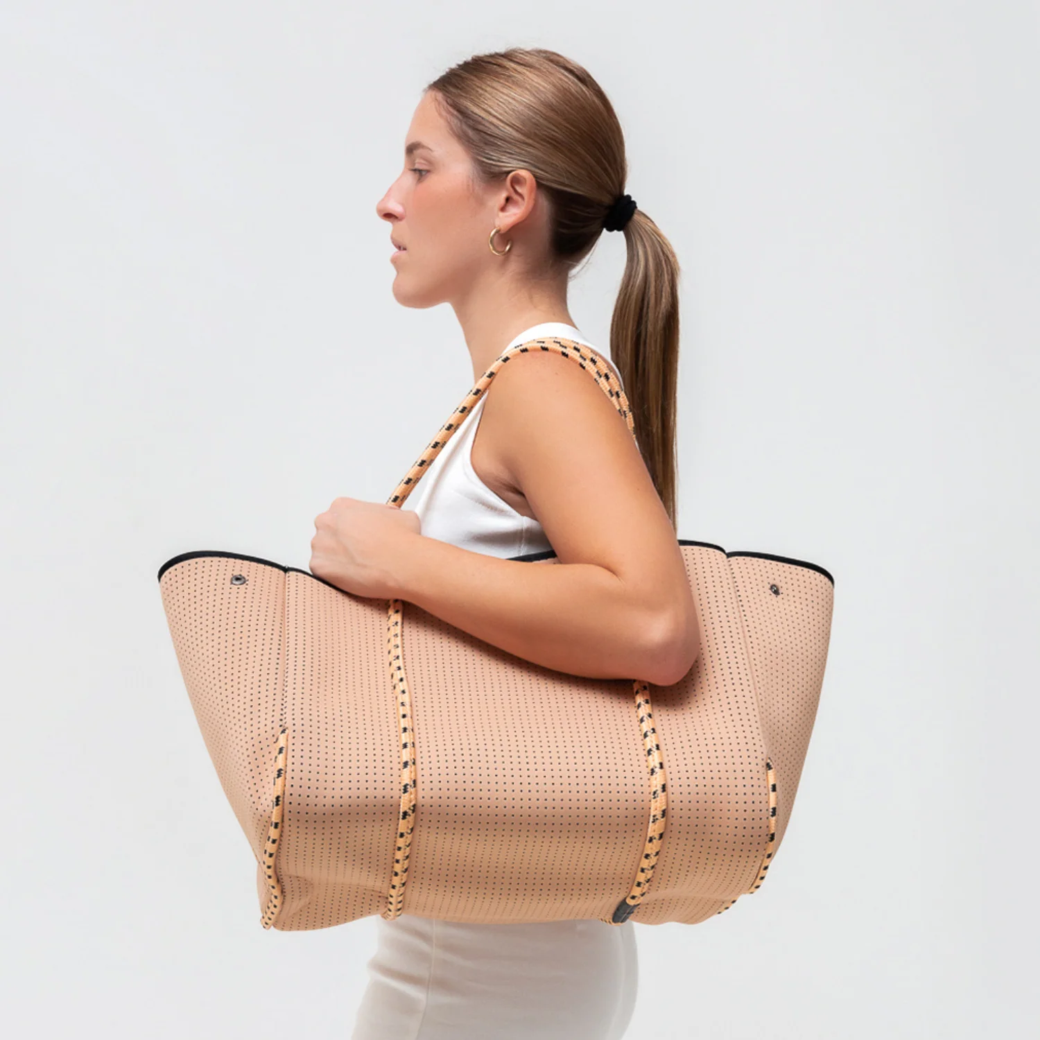 TAN BASIC SET - EVERYDAY TOTE AND POUCH - Image 4